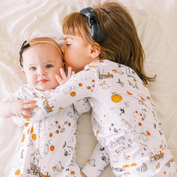 Halloween pajamas pumpkins pjs ghosts witches magic black cat candy corn 100% Pima cotton sister love toddlers Petidoux