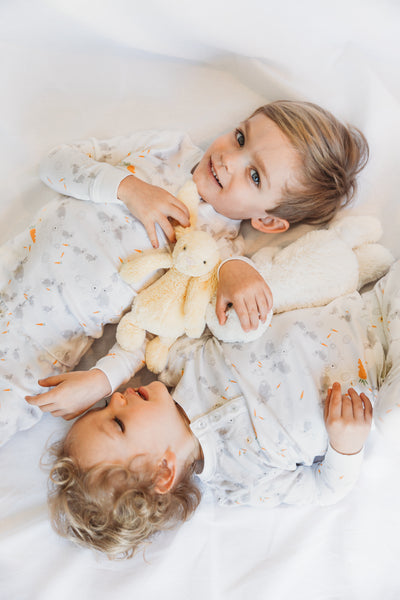 Bunnies rabbit carrots eggs easter boy girl unisex soft spring long sleeves boys relaxing bed Petidoux  