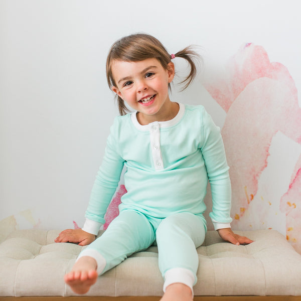 mint green toddler pajamas soft cotton boys girls neutral long sleeve favorite gift best cute girl Petidoux