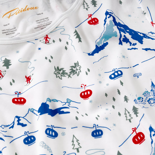 Skiers women pajamas close-up moutains village snow trees skii winter pjs set Petidoux