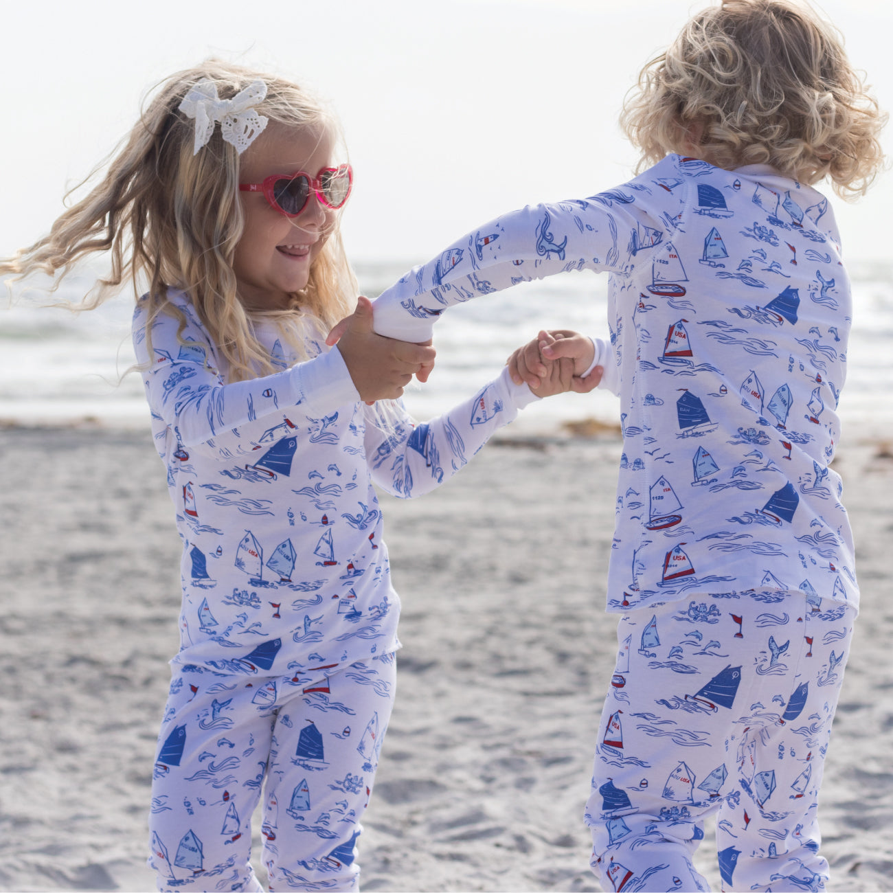 pyjama, hart, kleine meisjes, meerkleurig (wit/rood), 5 Jaren pyjama, hart, kleine meisjes, meerkleurig (wit/rood), 5 Jaren