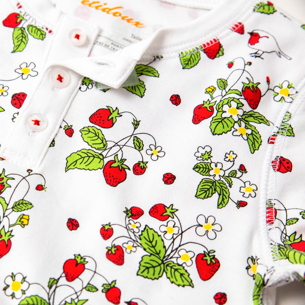 Strawberries jams print girls long pajamas summer 2019 green garden pjs kids france strawberry shortcake petidoux fruit close-up details